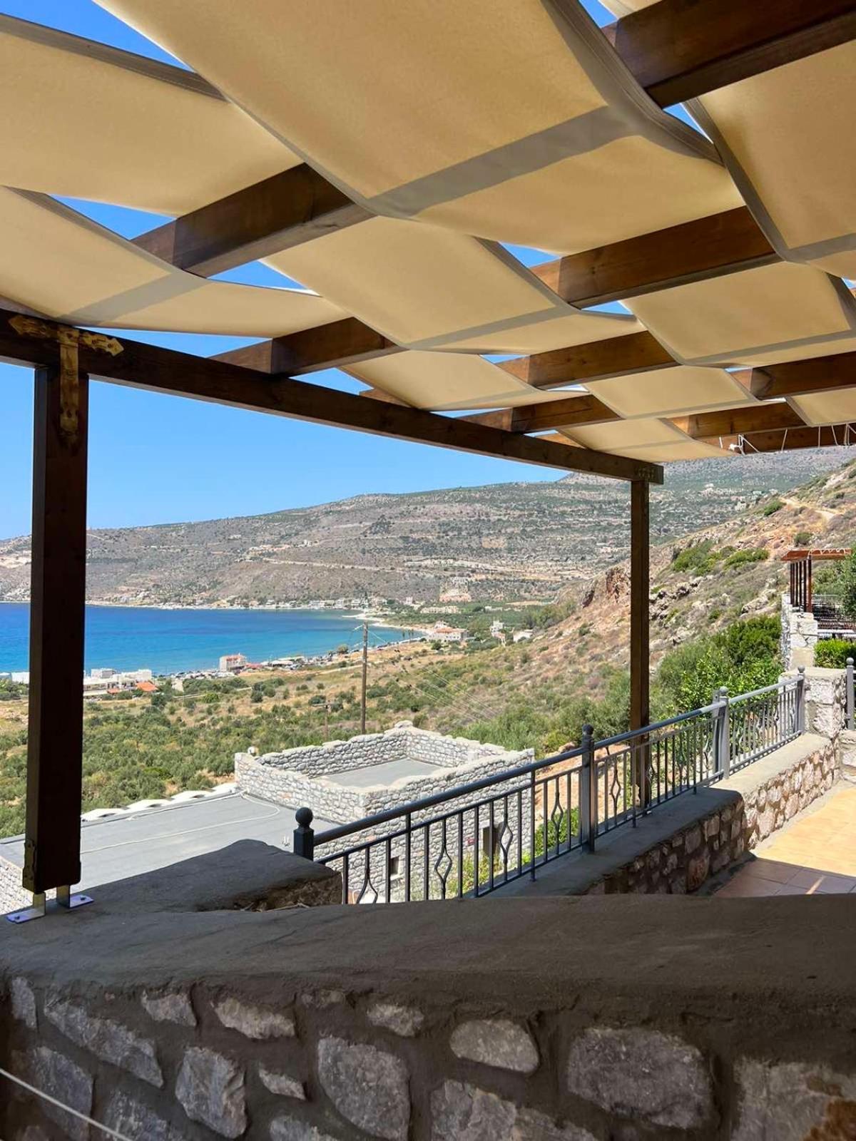 Onar Mani Suites Néon Oítilon Kültér fotó