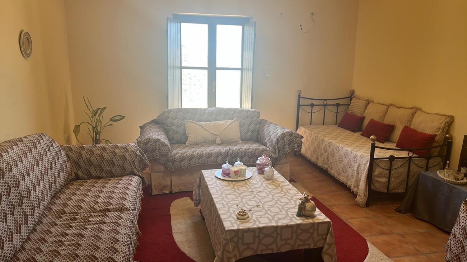Onar Mani Suites Néon Oítilon Kültér fotó