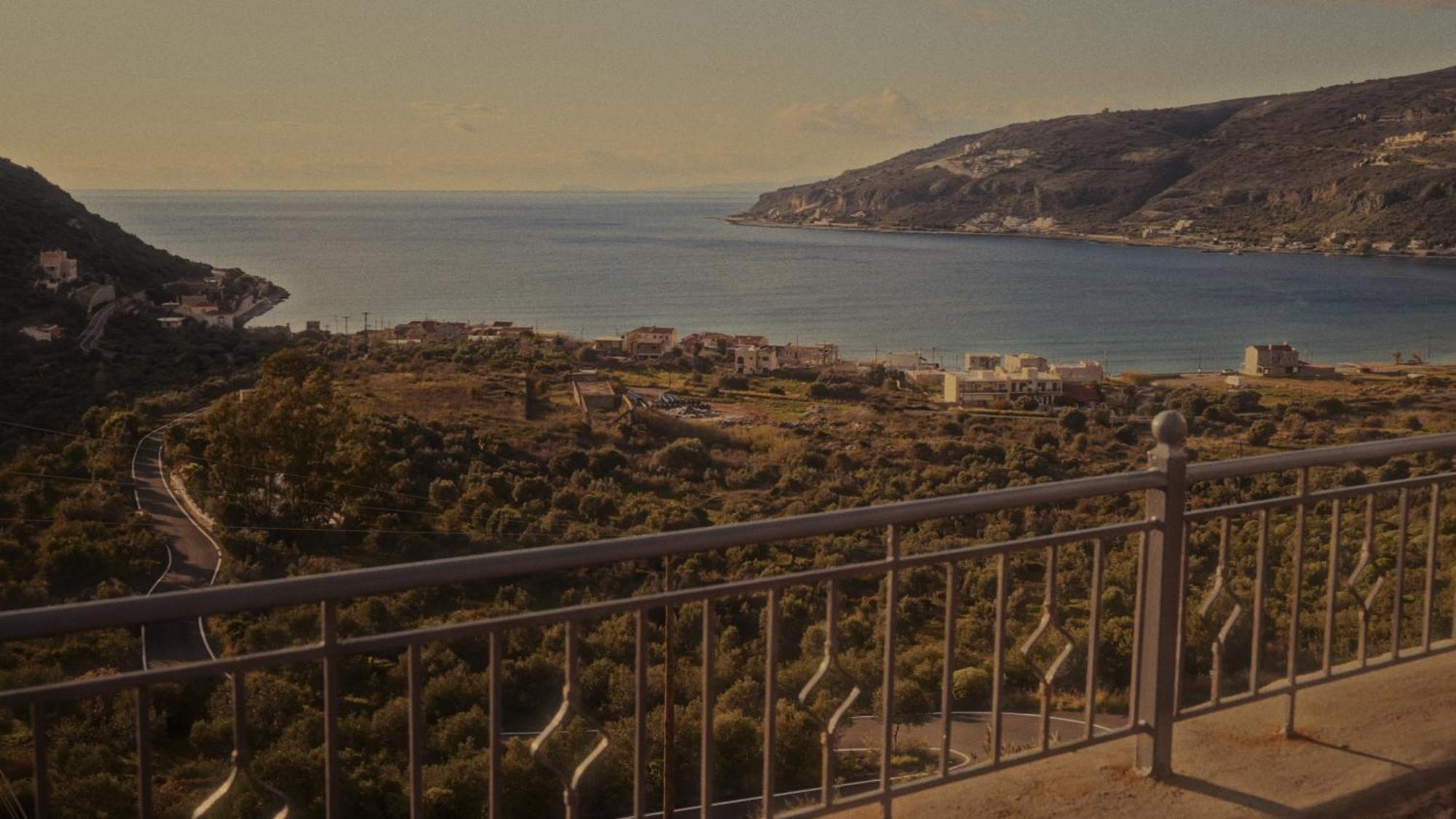 Onar Mani Suites Néon Oítilon Kültér fotó